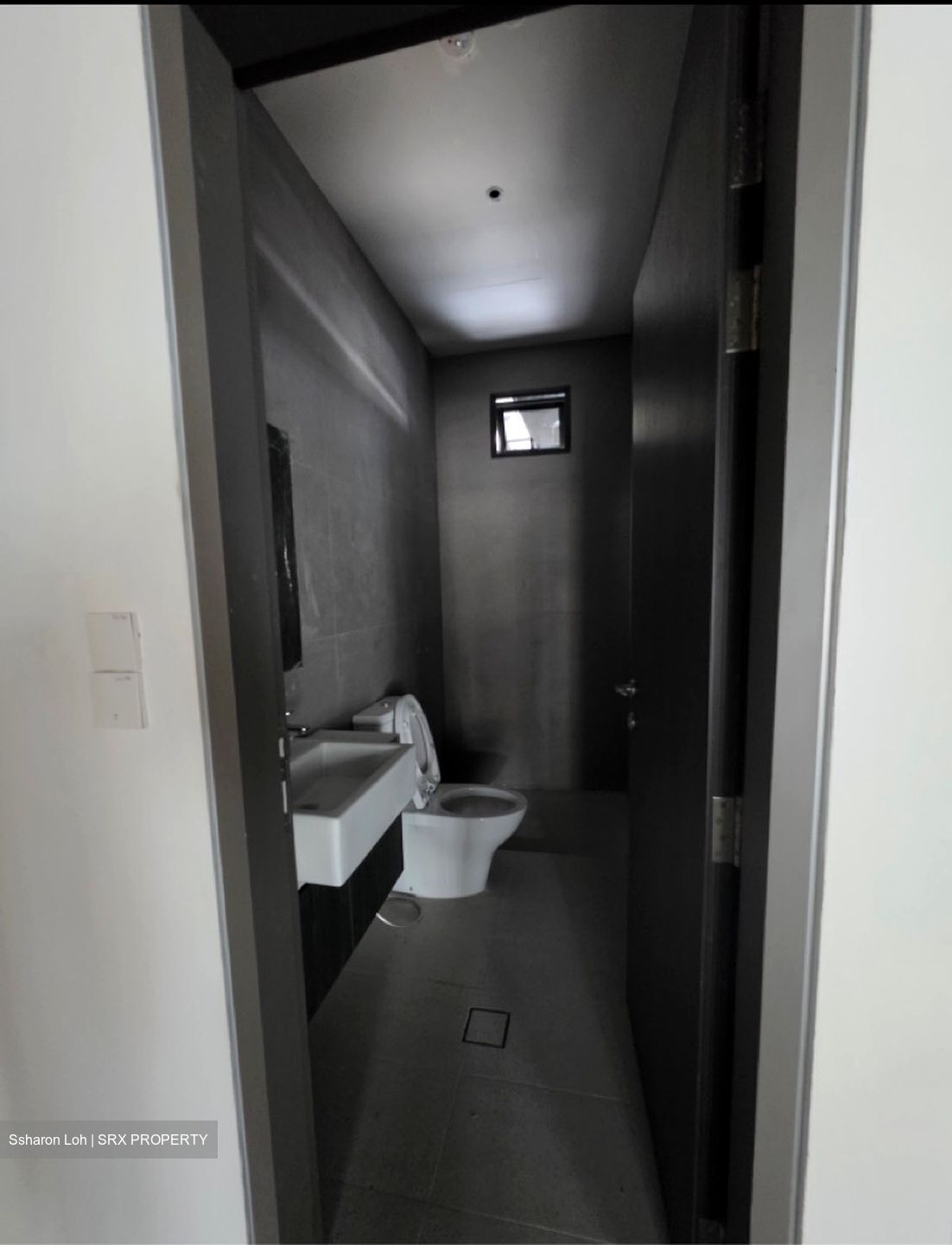 Serangoon Road (D8), Retail #596363151